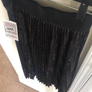 LuLaRoe Jill Skirt